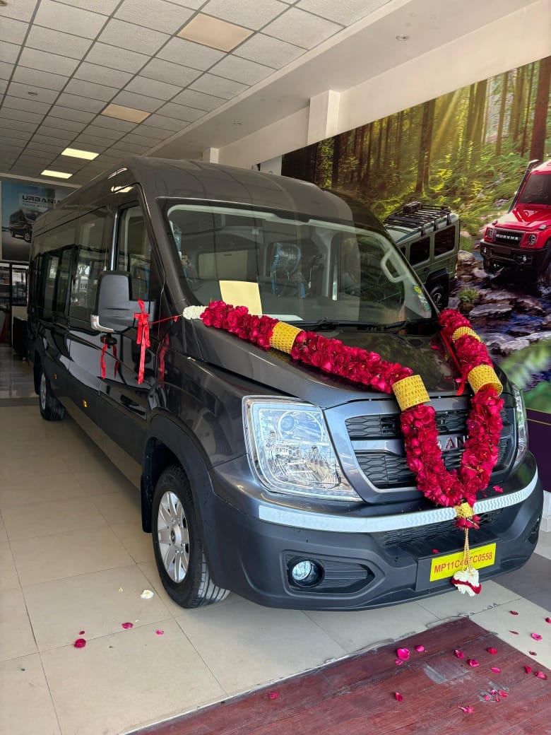 IndoreCab vehicle decorated for an event