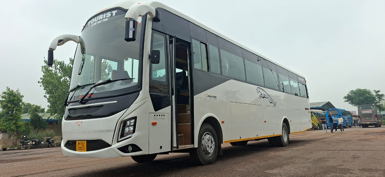 IndoreCab tourist coach available for large group bookings